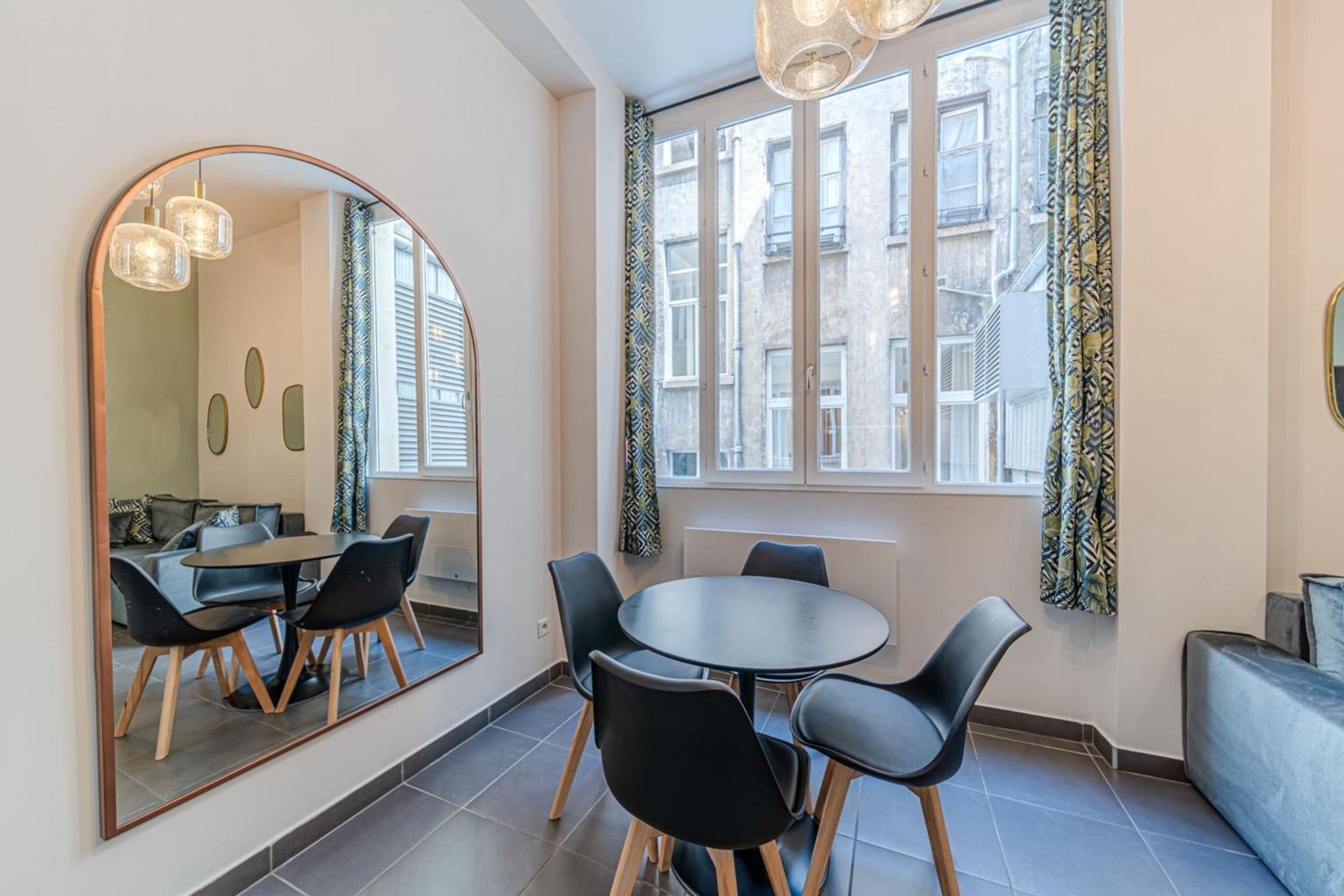 Tollet Apartment Charming 2 People Bellecour Cordeliers ลียง ภายนอก รูปภาพ